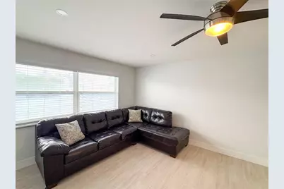 4541 N Ocean Dr, Unit #8, Lauderdale by the Sea, FL 33308 - Photo 16