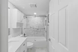 820 Flanders R, Delray Beach, FL 33484 - Photo 12