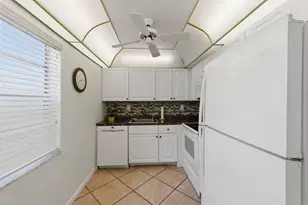 820 Flanders R, Delray Beach, FL 33484 - Photo 8