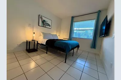 3208  Canal Dr, Unit #2, Pompano Beach, FL 33062 - Photo 6