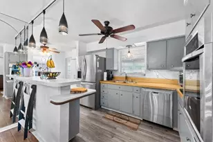 1428 E River Dr, Margate, FL 33063 - Photo 4