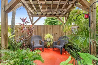 1428 E River Dr, Margate, FL 33063 - Photo 8