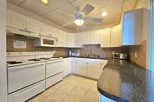 2141 NE 1st Ct, Boynton Beach, FL 33435 - Photo 22