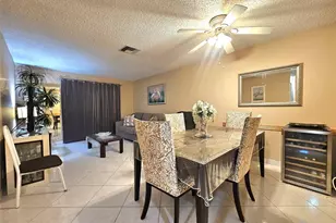 2141 NE 1st Ct, Boynton Beach, FL 33435 - Photo 4