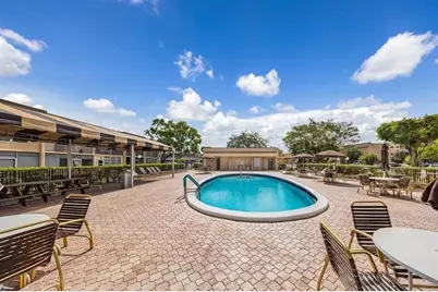 9101  Sunrise Lakes Blvd, Unit #117, Sunrise, FL 33322 - Photo 44