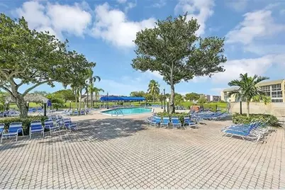 9101  Sunrise Lakes Blvd, Unit #117, Sunrise, FL 33322 - Photo 34