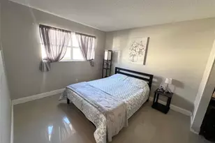 1001 NW 45th St, Deerfield Beach, FL 33064 - Photo 16