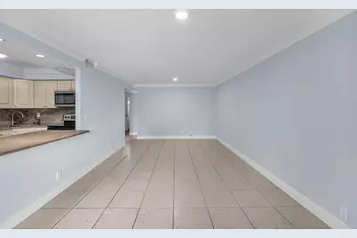 1321  Partridge Close, Unit #60, Pompano Beach, FL 33064 - Photo 8