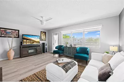 318  Oakridge R, Unit #318, Deerfield Beach, FL 33442 - Photo 2