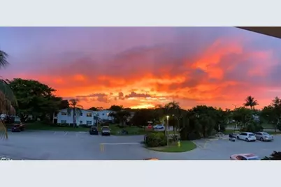 318  Oakridge R, Unit #318, Deerfield Beach, FL 33442 - Photo 8