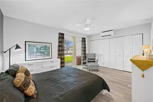 318 Oakridge R, Deerfield Beach, FL 33442 - Photo 14