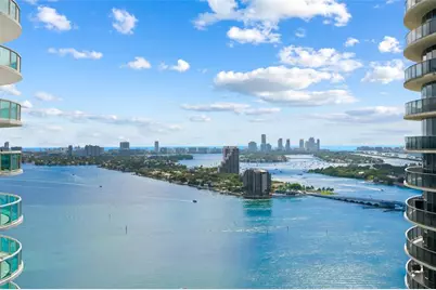 1800 N Bayshore Dr, Unit #2914, Miami, FL 33132 - Photo 4