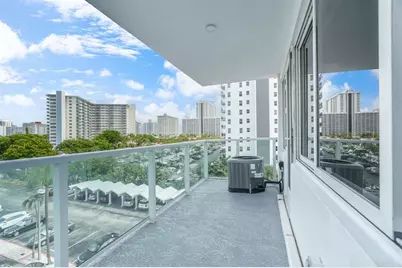 3233 NE 34th St, Unit #508, Fort Lauderdale, FL 33308 - Photo 4