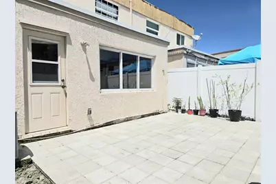 8090 NW 10th Ct, Unit #3B, Margate, FL 33063 - Photo 2