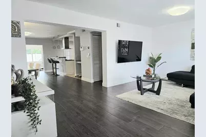 8090 NW 10th Ct, Unit #3B, Margate, FL 33063 - Photo 8