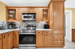 836 Orchid Dr, Plantation, FL 33317 - Photo 16