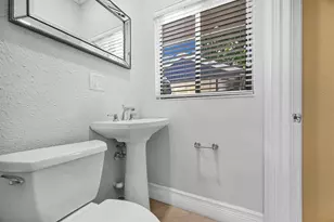 836 Orchid Dr, Plantation, FL 33317 - Photo 34