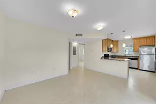 410 SW 15th St, Pompano Beach, FL 33060 - Photo 2