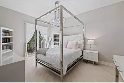 70 N Compass Dr, Fort Lauderdale, FL 33308 - Photo 36