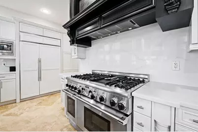 70 N Compass Dr, Fort Lauderdale, FL 33308 - Photo 20