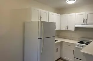 101 NE 41st St, Oakland Park, FL 33334 - Photo 2