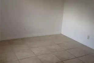 101 NE 41st St, Oakland Park, FL 33334 - Photo 6