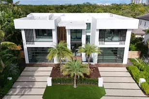 681 Golden Harbour Dr, Boca Raton, FL 33432 - Photo 4