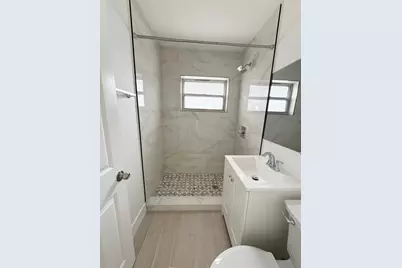 1880 SW 5th St, Miami, FL 33135 - Photo 10