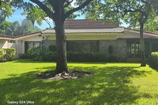 3501 Keyser Ave, Hollywood, FL 33021 - Photo 2