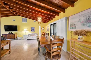 900 SE 13th Ct, Deerfield Beach, FL 33441 - Photo 10