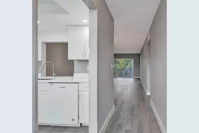 1541 S 0Cean Blvd, Unit #309, Lauderdale by the Sea, FL 33062 - Photo 2