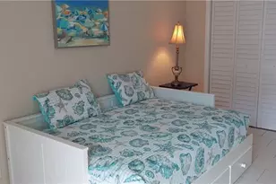 232 Hibiscus Ave, Lauderdale by the Sea, FL 33308 - Photo 8