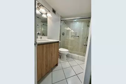 6080 NW 44th St, Unit #205, Lauderhill, FL 33319 - Photo 20