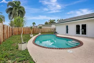 11831 NW 38th Pl, Sunrise, FL 33323 - Photo 16