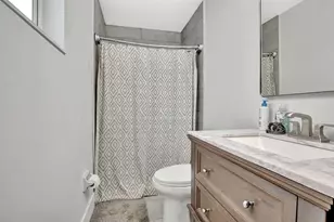 11831 NW 38th Pl, Sunrise, FL 33323 - Photo 10