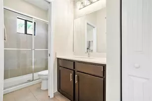 4212 N Dixie Hwy, Oakland Park, FL 33334 - Photo 14