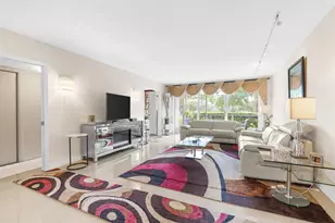 3800 Oaks Clubhouse Dr, Pompano Beach, FL 33069 - Photo 52