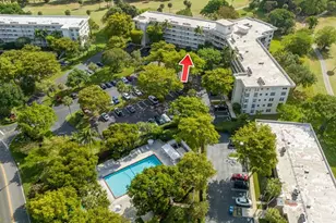 3800 Oaks Clubhouse Dr, Pompano Beach, FL 33069 - Photo 12