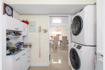 3800  Oaks Clubhouse Dr, Unit #110, Pompano Beach, FL 33069 - Photo 26