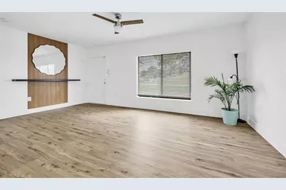 21357 NW 39th Ave, Miami Gardens, FL 33055 - Photo 2