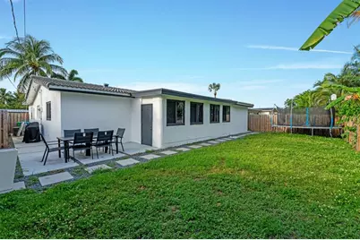 8380 NW 26th Pl, Sunrise, FL 33322 - Photo 48