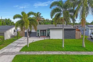 8380 NW 26th Pl, Sunrise, FL 33322 - Photo 2