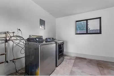 8380 NW 26th Pl, Sunrise, FL 33322 - Photo 42