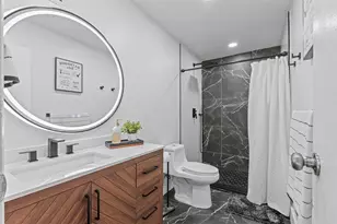 8380 NW 26th Pl, Sunrise, FL 33322 - Photo 4