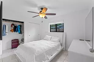 8380 NW 26th Pl, Sunrise, FL 33322 - Photo 18