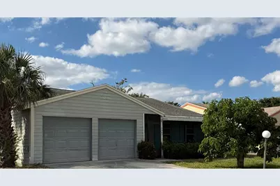 5067  Canal Cir E, Lake Worth, FL 33467 - Photo 6
