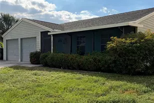 5067 Canal Cir E, Lake Worth, FL 33467 - Photo 4