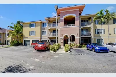 6565  Emerald Dunes Dr, Unit #301, West Palm Beach, FL 33411 - Photo 1