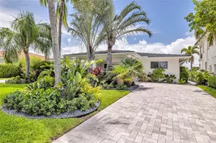 2005 N Riverside Dr, Pompano Beach, FL 33062 - Photo 2