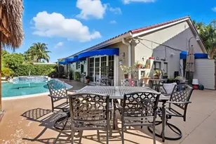 8994 NW 187th St, Hialeah, FL 33018 - Photo 18